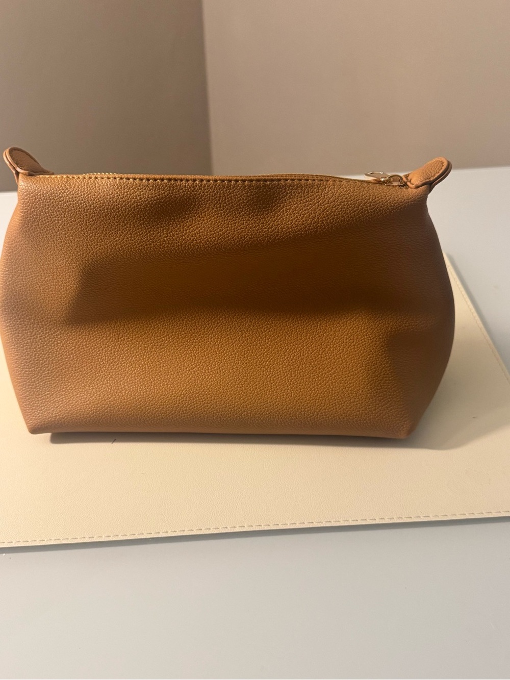 Everyday Leather Cosmetic Pouch - Tan